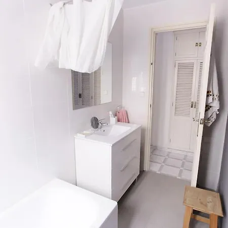 Alameda De Hercules - Peral * 塞维利亚